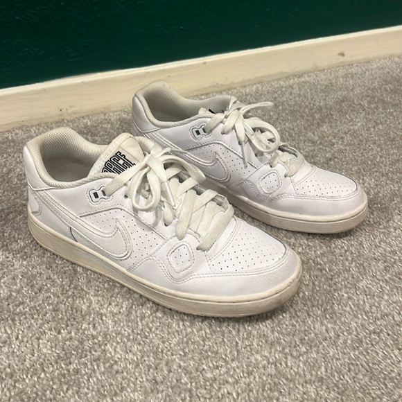 Nike Son of Force Triple White 6Y (7.5 women’s) - Picture 1 of 5